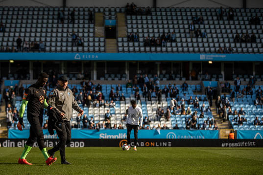 Malmö FFs målvakt Ismael Diawara och målvaktstränare