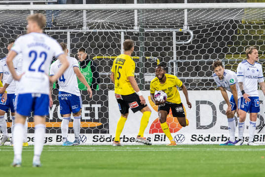 Mjällbys Carlos Moros Gracia jublar