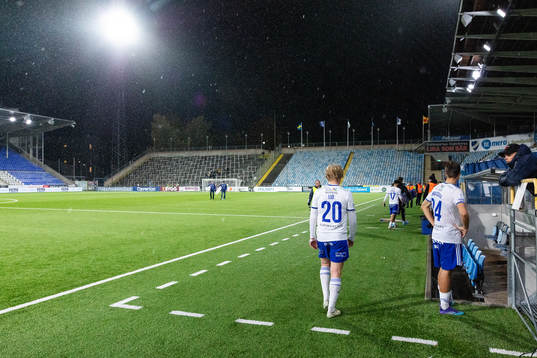 IFK Norrköpings Daniel Fritz Eid och Anton Eriksson deppar