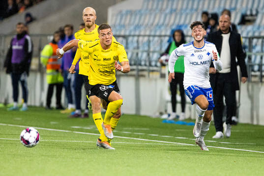 Mjällbys Ivan Kricak  och IFK Norrköpings Laorent Shabani