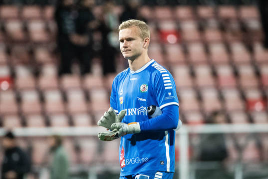 Örebros Daniel Strindholm deppar