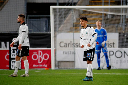 Örebros Elias Barsoum deppar