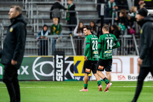 Varbergs Flamur Dzelili och Oliver Alfonsi deppar