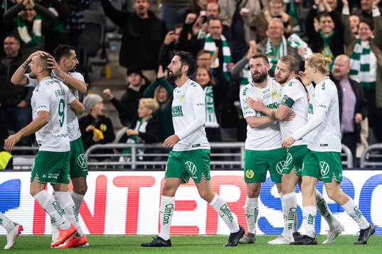 Hammarbys Darijan Bojanic jublar med Veton Berisha, Loret