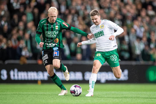 Varbergs Andre Boman och Hammarbys Joel Nilsson