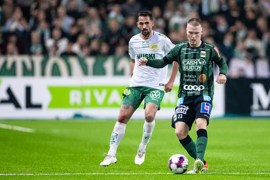Hammarbys Loret Sadiku och Varbergs Anton Liljenbäck