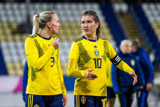Josefin Rybrink and Loreta Kullashi of Sweden