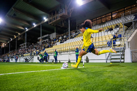 Evelina Duljan of Sweden