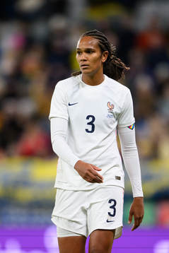 Wendie Renard of France