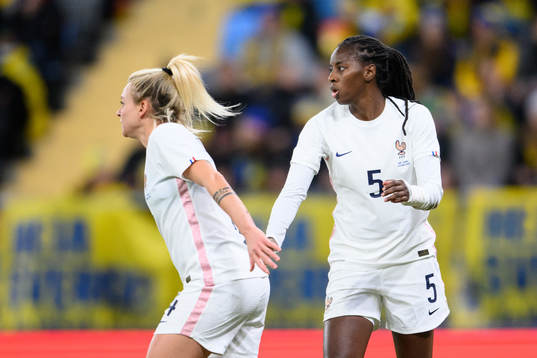 Marion Torrent and Aissatou Tounkara of France