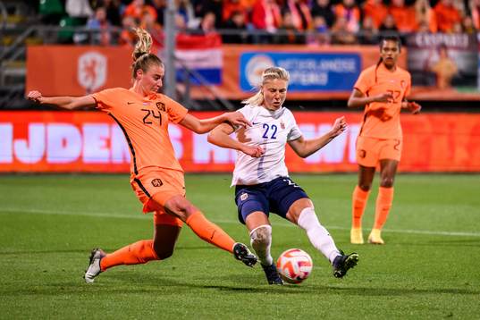 Lisa Doorn of The Netherlands and Sophie Roman Haug of