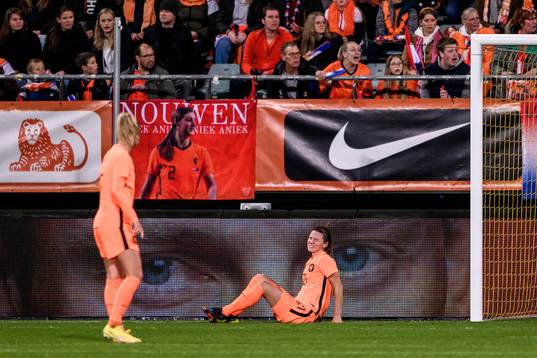 Damaris Egurrola of The Netherlands in pain
