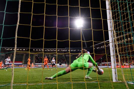 goalkeeper Aurora Mikalsen of Norway with a save