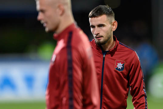 Örgrytes Erion Sadiku före fotbollsmatchen i Superettan