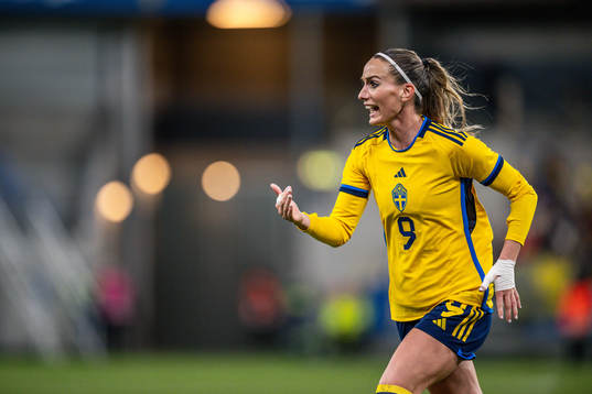 Kosovare Asllani of Sweden