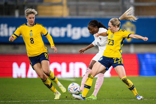 Lina Hurtig and Elin Rubensson of Sweden against Kadidiatou