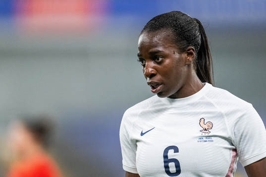 Viviane Asseyi of France