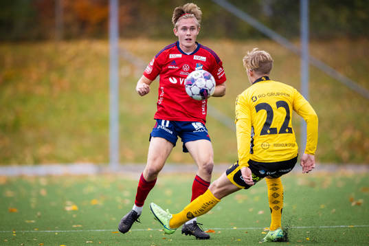 Östers Adam Herdonsson och Elfsborgs Kevin Holmén