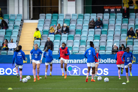 Players of France at warm up