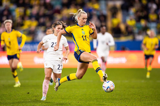 Stina Blackstenius of Sweden