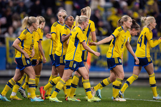 Madelen Janogy of Sweden celebrate with teammates