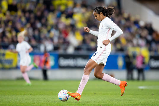 Wendie Renard of France