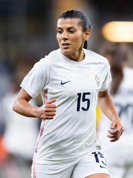 Kenza Dali of France