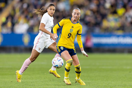 Kosovare Asllani of Sweden