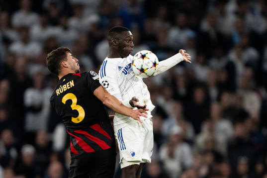 Ruben Dias of Man City and Mohamed Daramy of Copenhagen