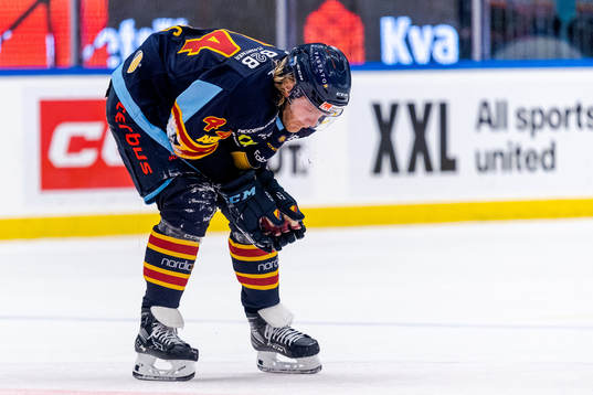 Djurgårdens Olle Liss har ont