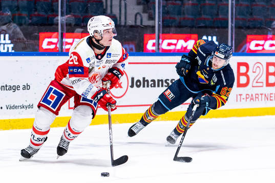 Västerviks Alexis D'aoust och Djurgårdens Wiktor Nilsson