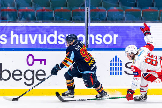 Djurgårdens Kevin Karlsson och Västerviks Carl-Henrik