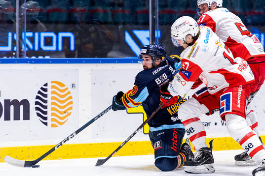 Djurgårdens Kevin Karlsson mot Västerviks Grayson