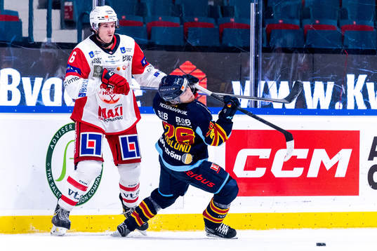 Västerviks Daniel Brickley och Djurgårdens Emil Berglund