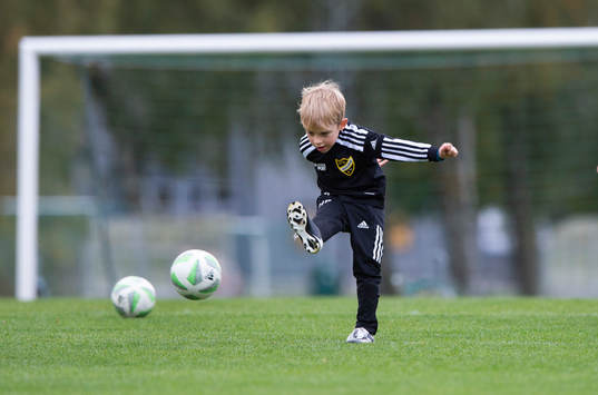 IFK Hässleholms pojkar födda 2016, U6, träning i