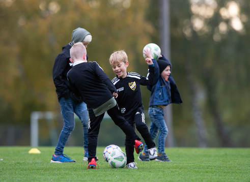 IFK Hässleholms pojkar födda 2016, U6, träning i