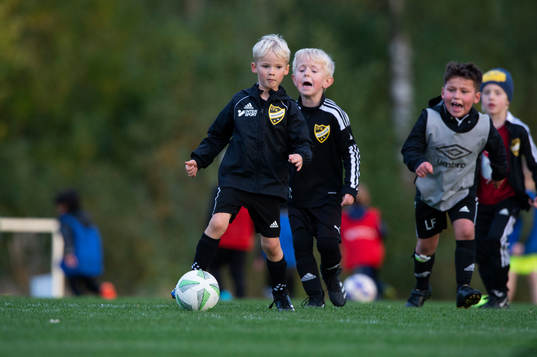 IFK Hässleholms pojkar födda 2016, U6, träning i