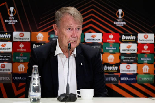 Head coach Åge Hareide