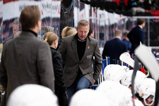 Moras tränare Johan Hedberg deppar