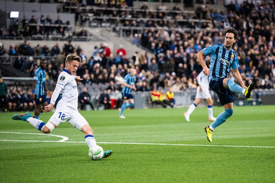 Matisse Samoise of Gent and Gustav Wikheim of Djurgården