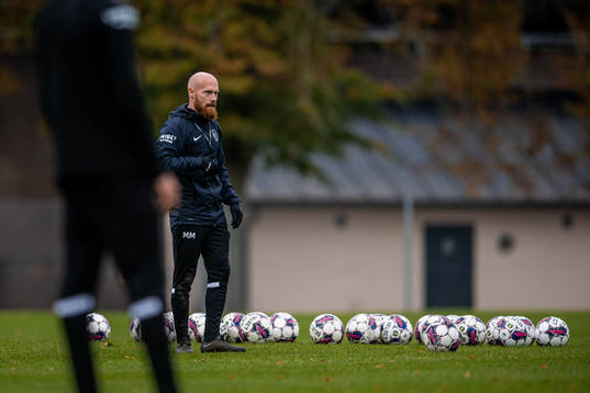 Assisterande tränare Max Mölder