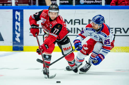 Malmö Redhawks Pathrik Westerholm mot Oskarshamns Johannes