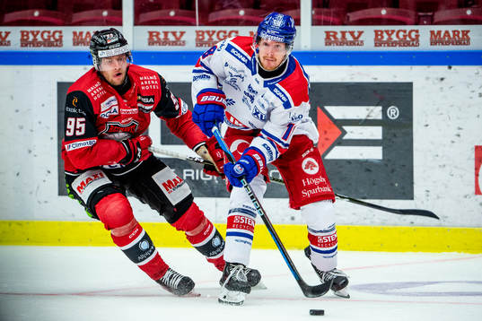 Malmö Redhawks Carl Persson mot Oskarshamns Niclas