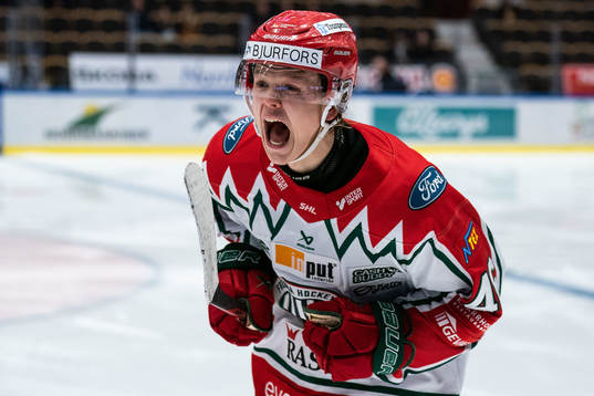 Frölundas Liam Dower Nilsson jublar