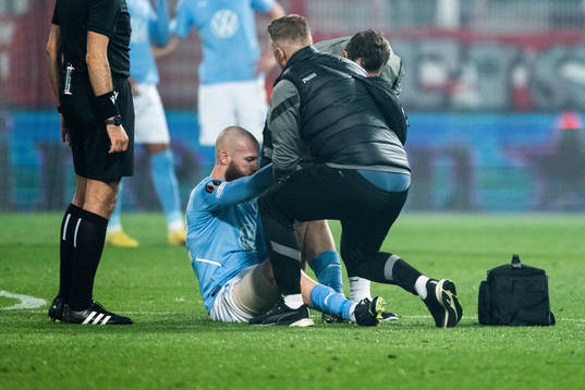 Jo Inge Berget of Malmö FF in pain