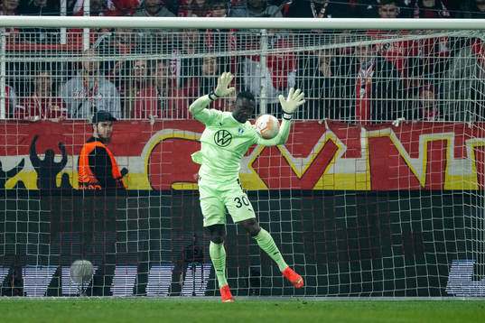 Goalkeeper Ismael Diawara of Malmö FF