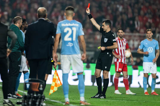 Emmanuel Lomotey of Malmö FF receives a red card
