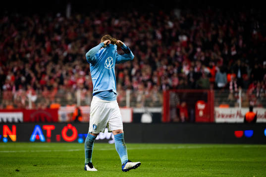 Anders Christiansen of Malmö FF looks dejected