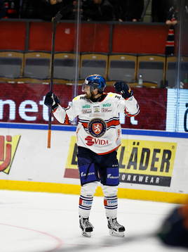 Växjös Lukas Bengtsson jublar