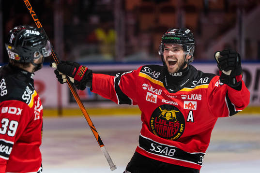 Luleås Oscar Engsund jublar